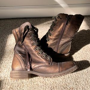 Metallic lace up boots